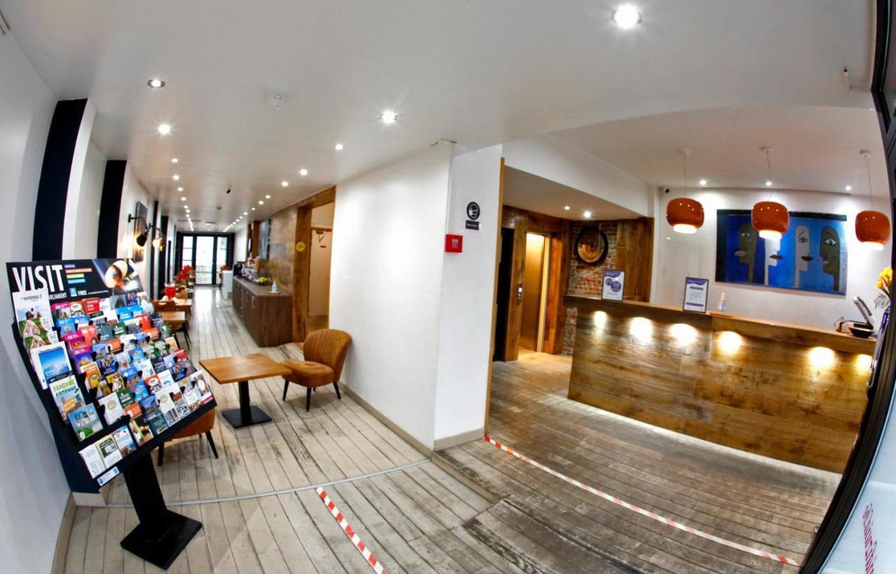 迷笛足德酒店 Saint-Gilles 外观 照片