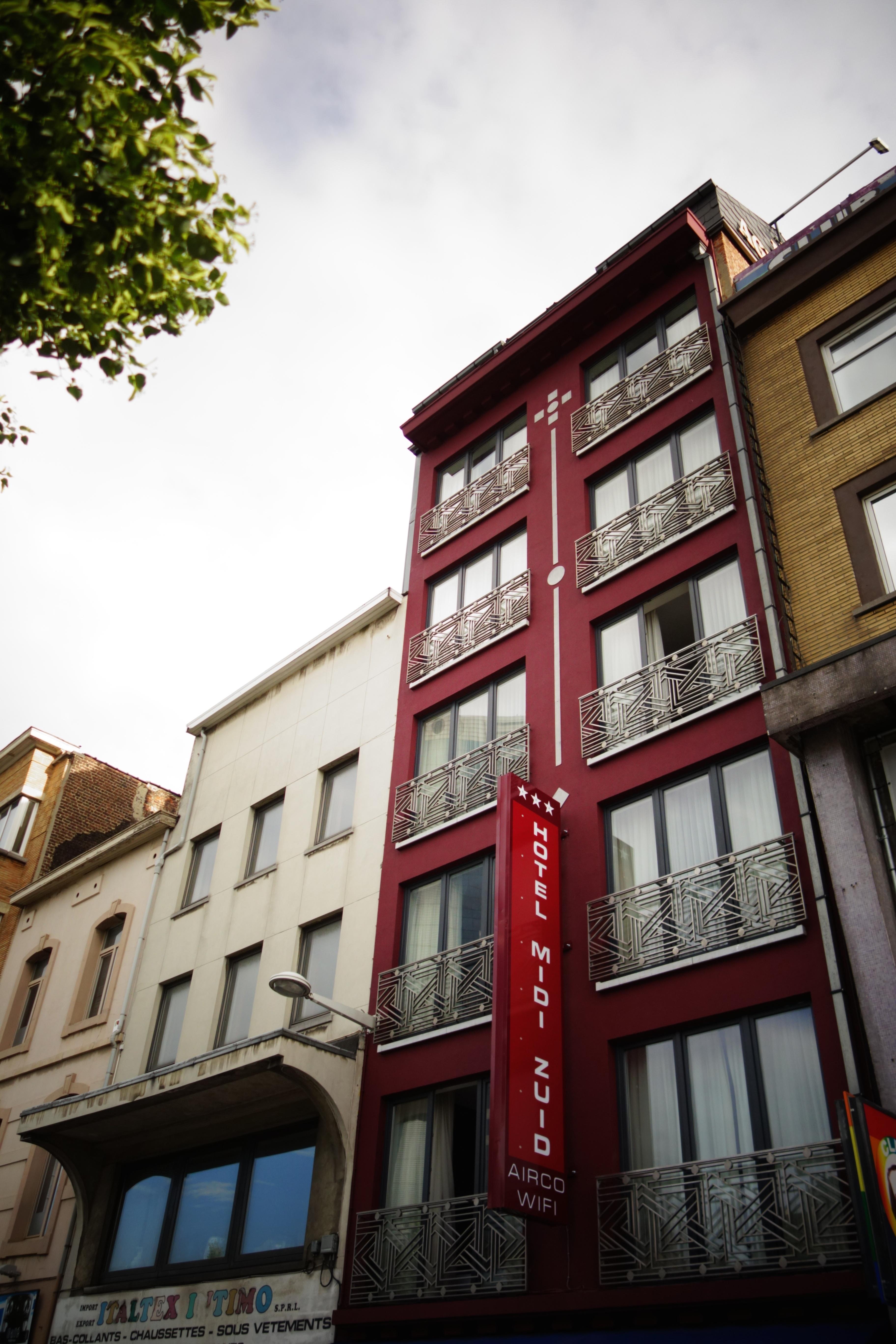 迷笛足德酒店 Saint-Gilles 外观 照片
