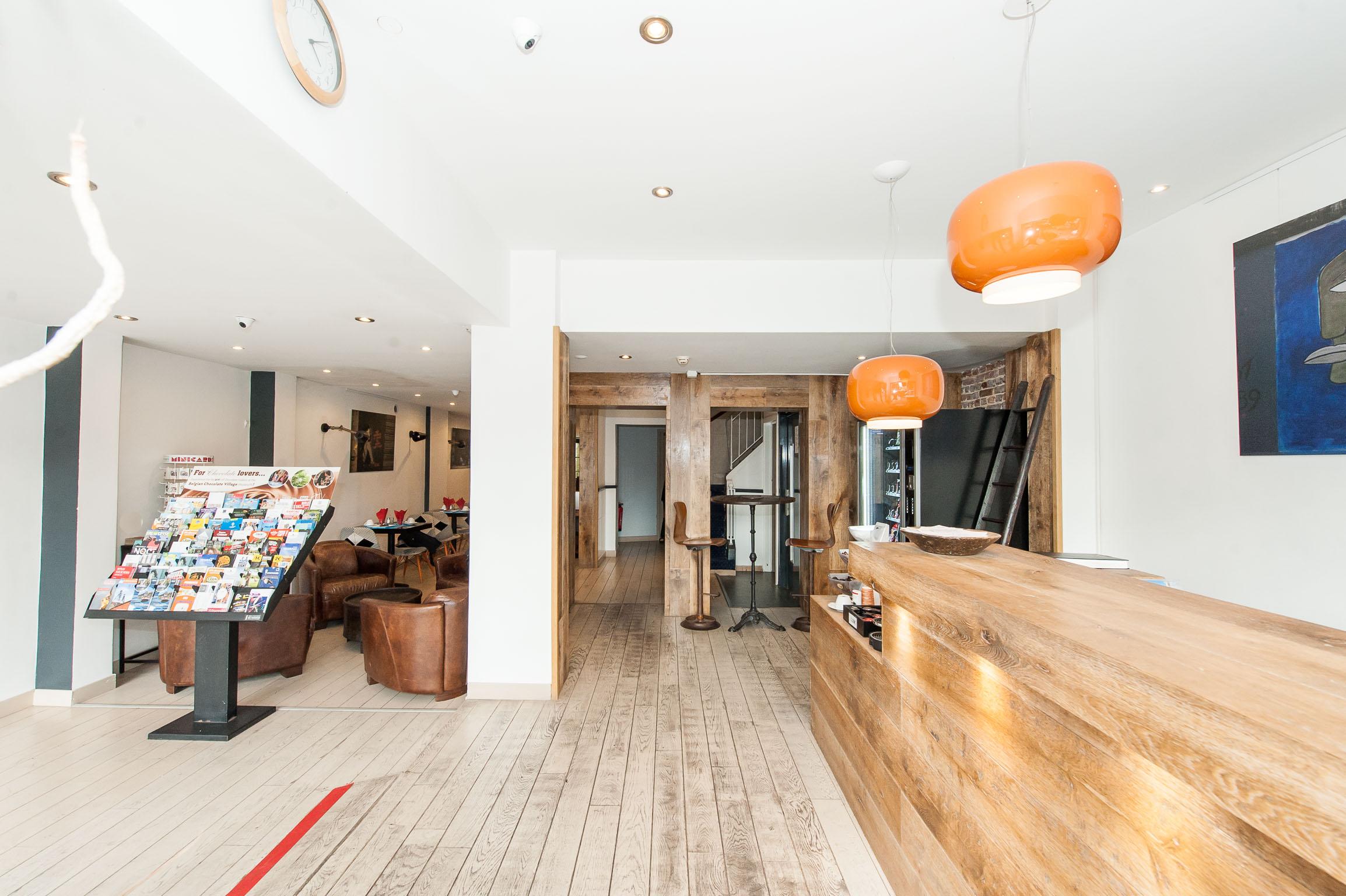 迷笛足德酒店 Saint-Gilles 外观 照片
