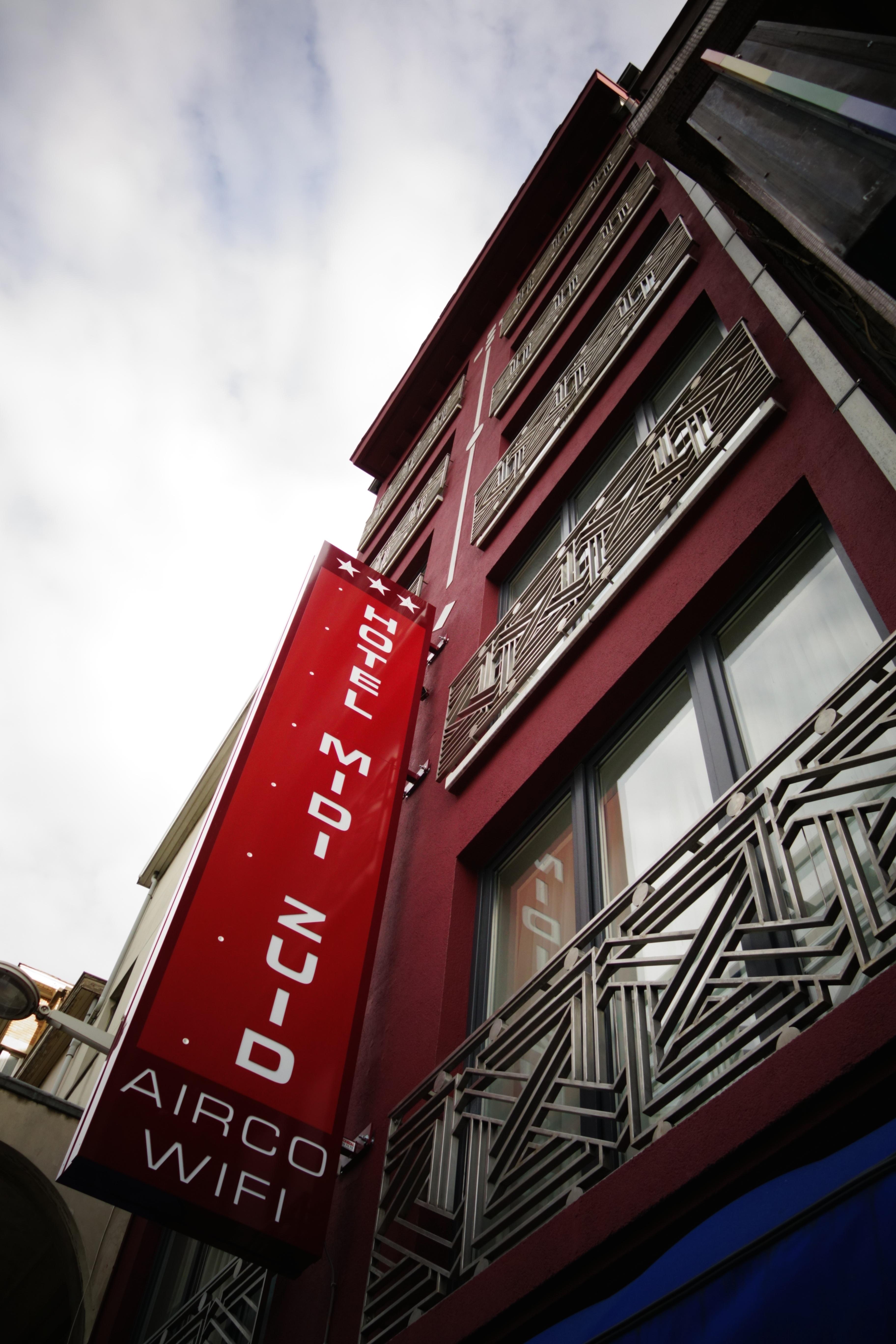 迷笛足德酒店 Saint-Gilles 外观 照片